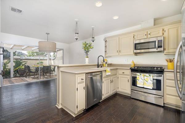 2246 Portola Lane, Westlake Village, CA 91361