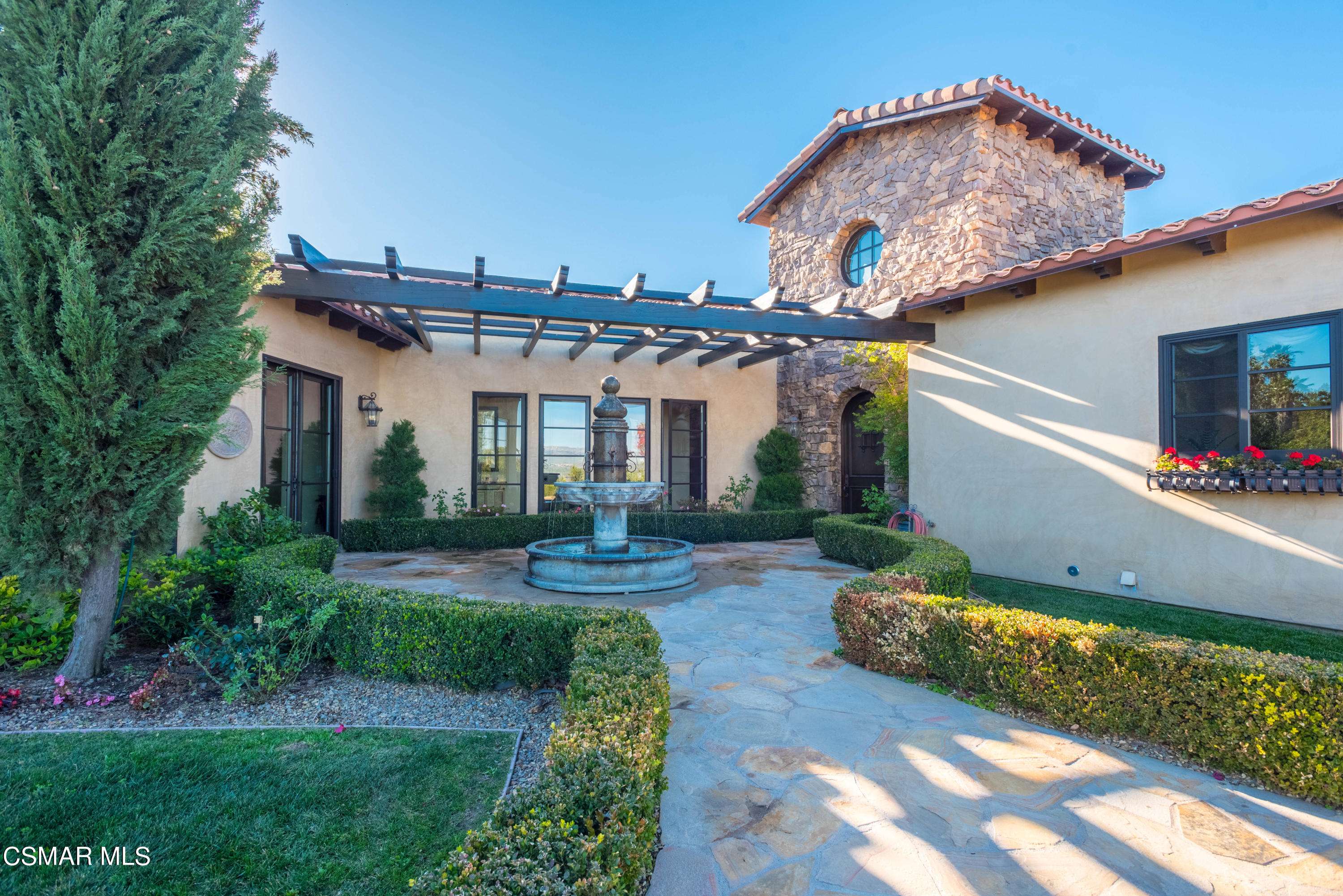 3049 Ventavo Road, Moorpark, CA 93021