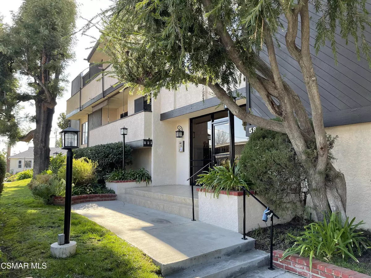 Valley Village, CA 91607,5805 Whitsett Avenue #110