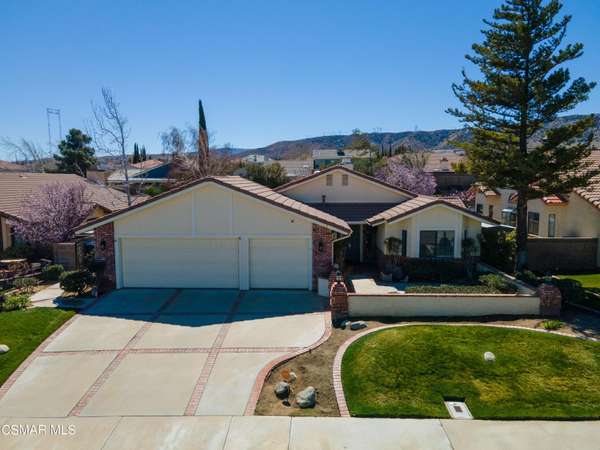 6250 Azalea Drive, Lancaster, CA 93536