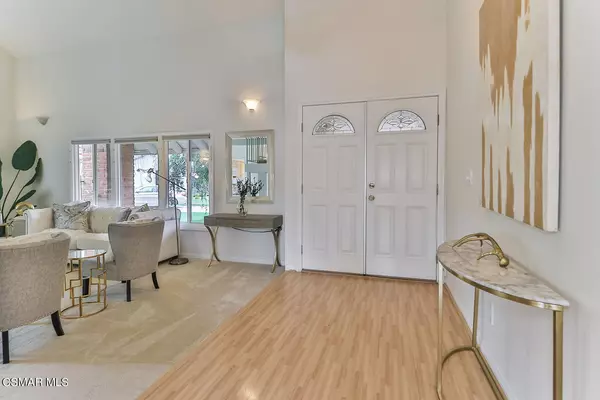 Westlake Village, CA 91361,1086 Twinfoot Court