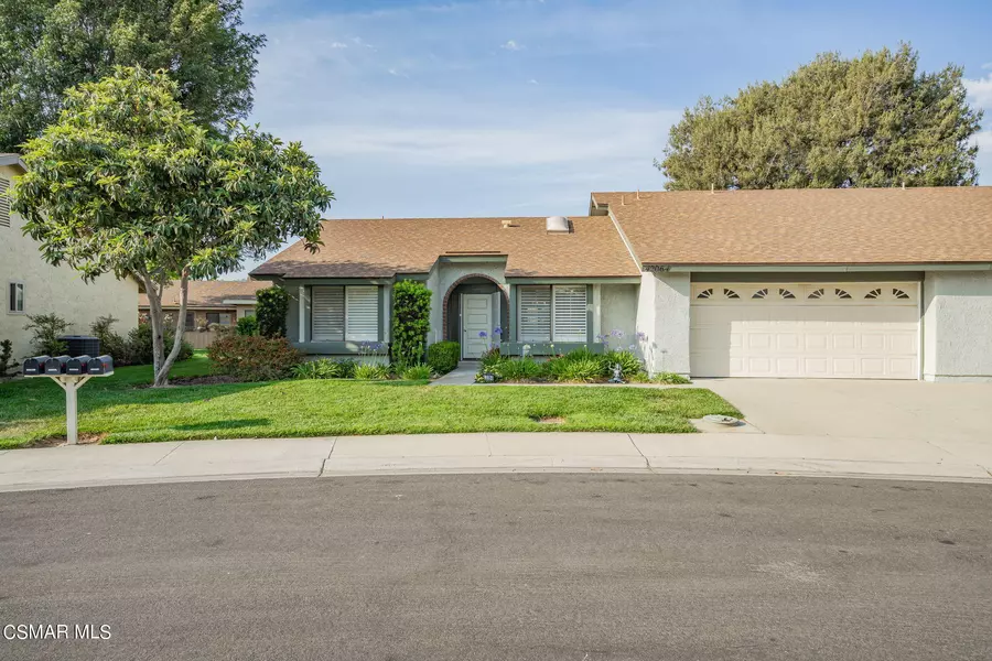 42064 Village 42, Camarillo, CA 93012