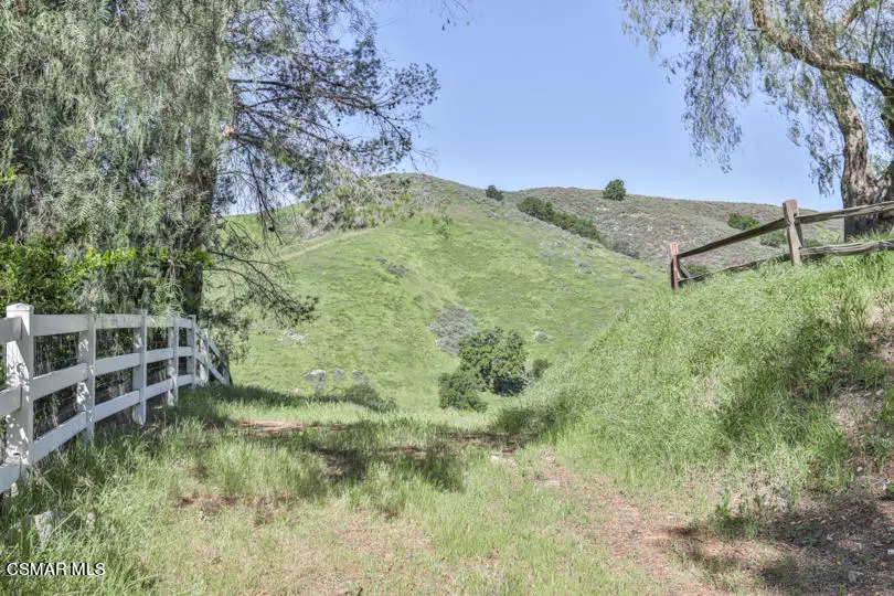 6015 Lapworth Drive, Agoura Hills, CA 91301