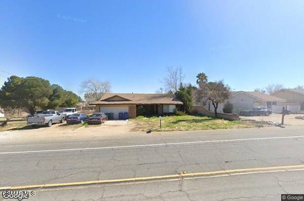 41428 50th W Street, Lancaster, CA 93536