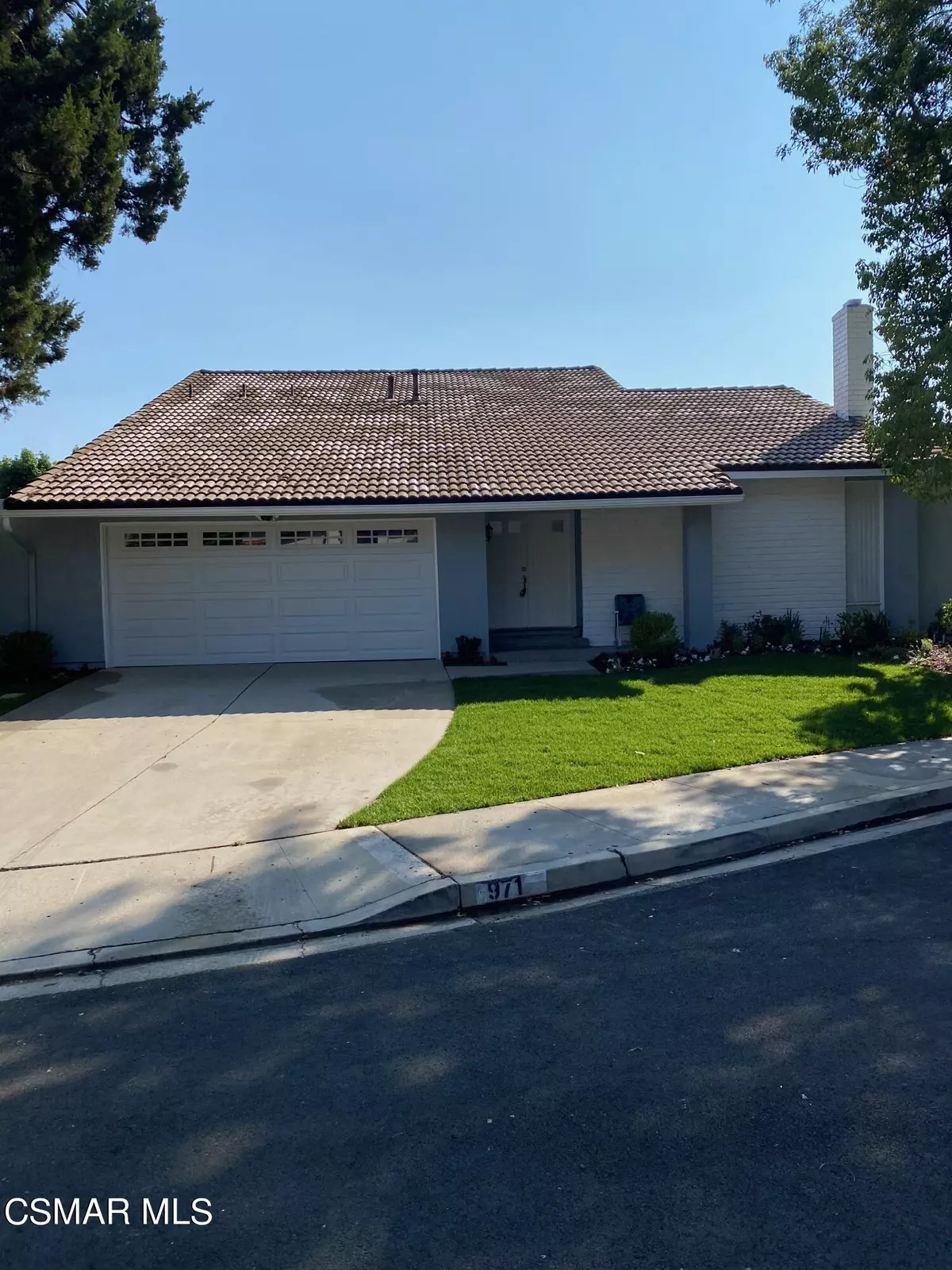 Westlake Village, CA 91361,971 Dunlin Court