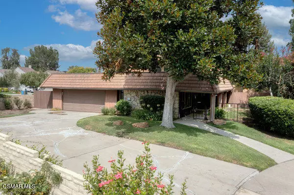 Westlake Village, CA 91361,31983 Doverwood Court