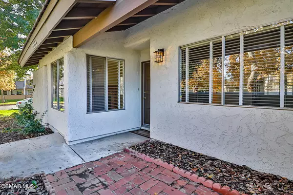 Westlake Village, CA 91361,1074 Glenbridge Circle