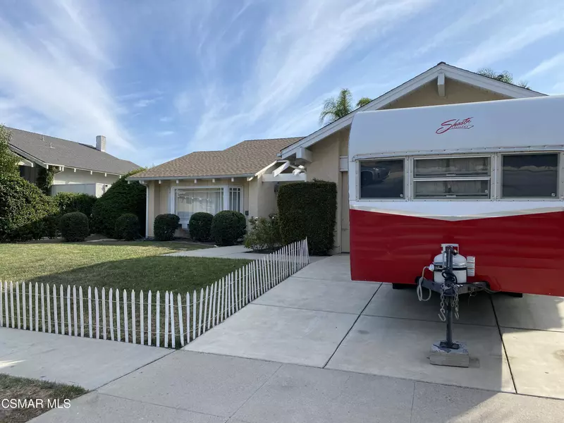 850 Silver Cloud Street, Thousand Oaks, CA 91360