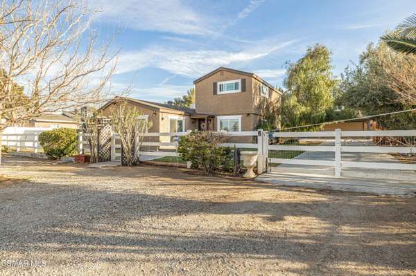 4546 W Ave M12, Quartz Hill, CA 93536