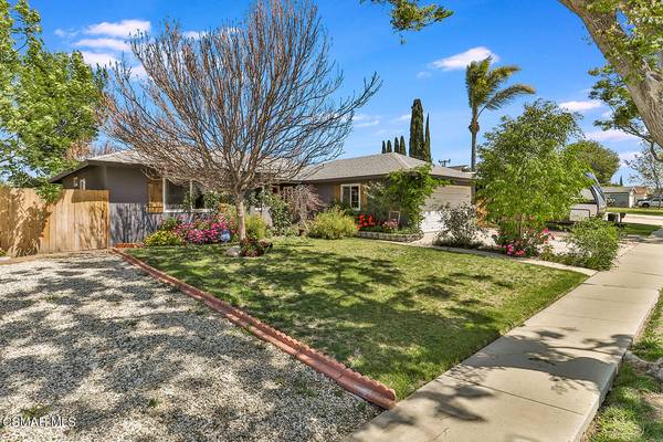 2229 Stinson Street, Simi Valley, CA 93065