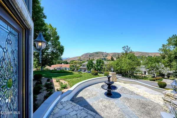 Westlake Village, CA 91362,5555 Little Fawn Court