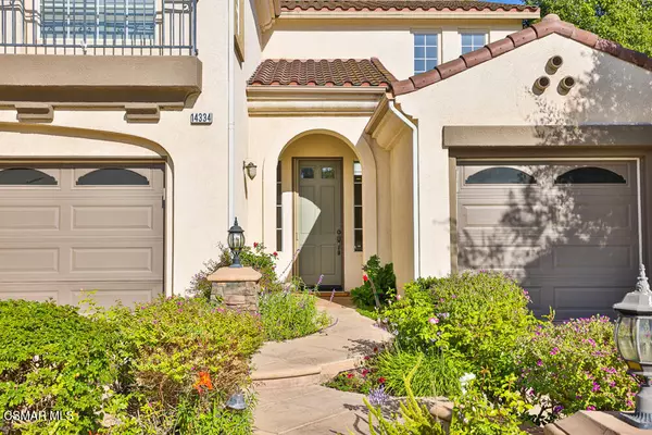 Moorpark, CA 93021,14334 Peach Hill Road