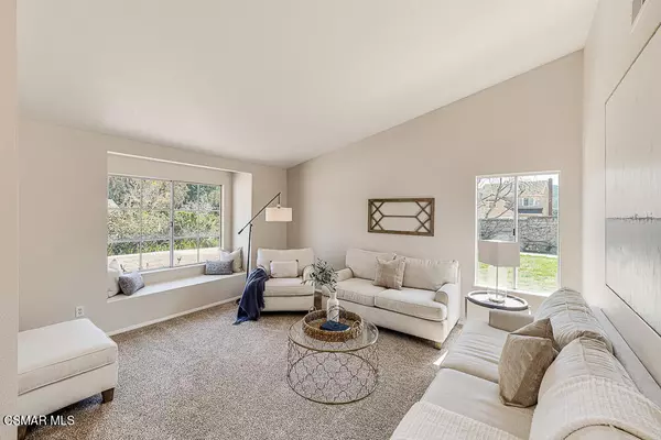 Simi Valley, CA 93065,207 Hazelridge Court