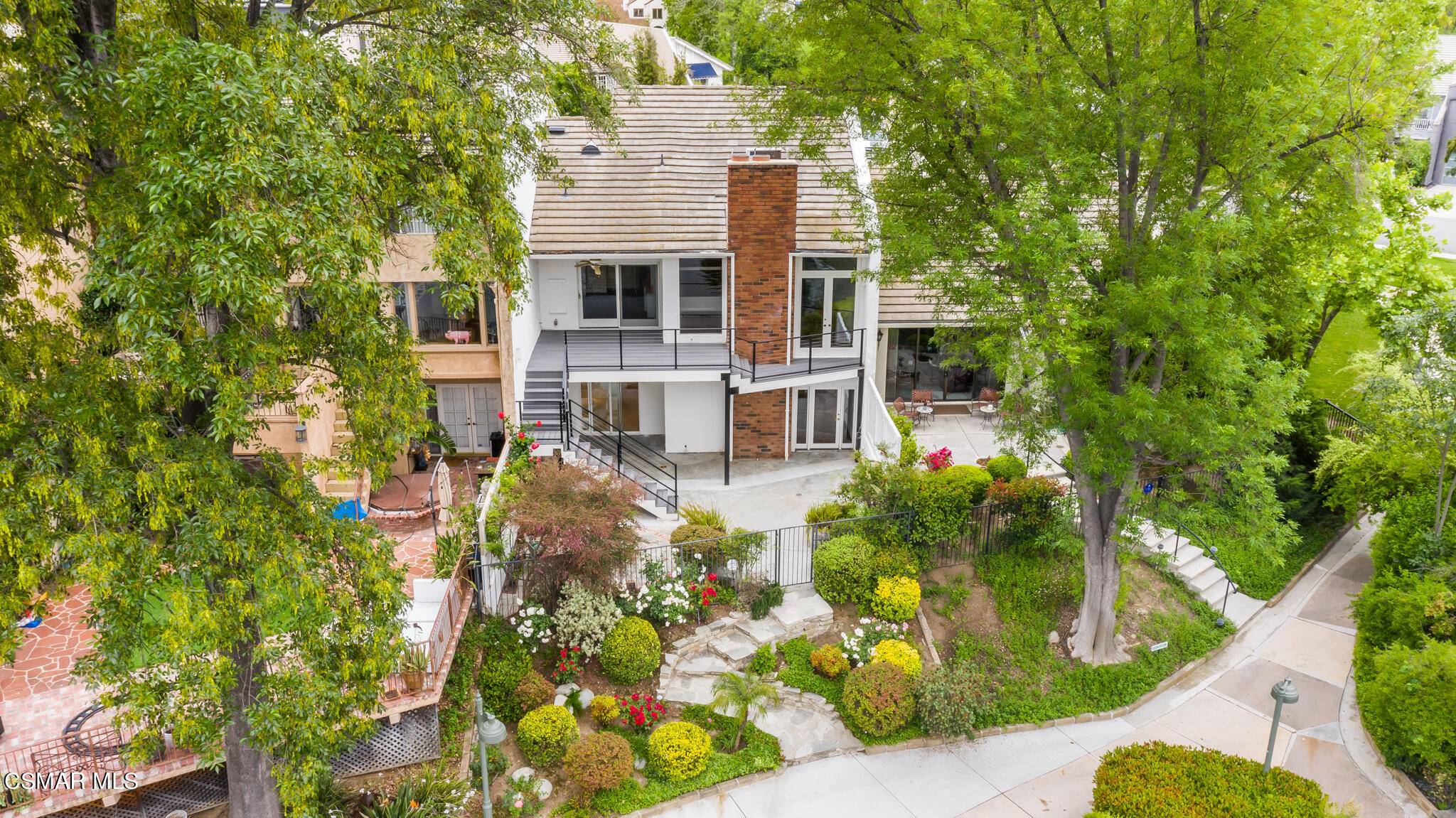 Calabasas, CA 91302,4618 Park Mirasol