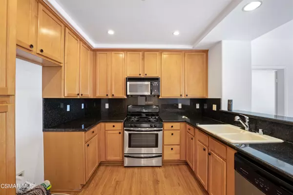 Northridge, CA 91325,9610 Zelzah Avenue #311