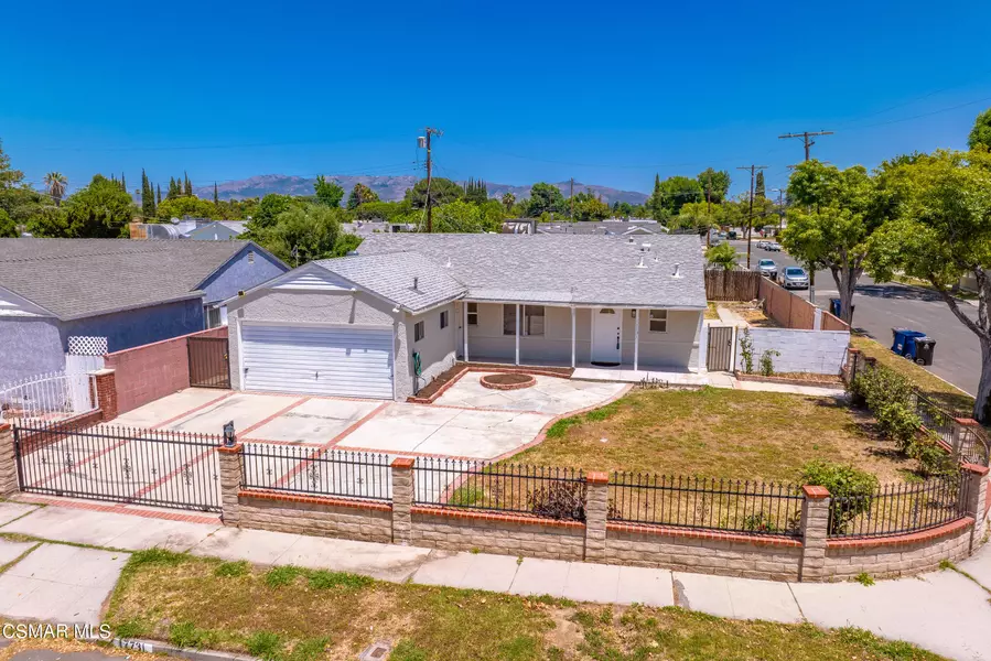 17731 Arminta Street, Reseda, CA 91335