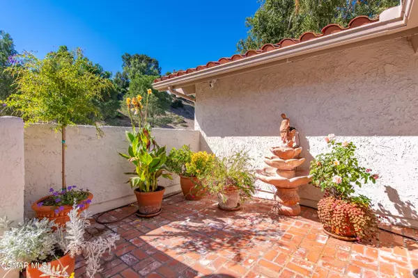 Westlake Village, CA 91361,2069 Channelford Road