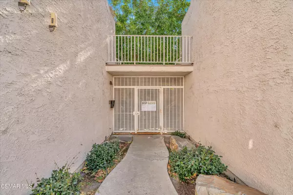 Simi Valley, CA 93063,3354 Darby Street #316