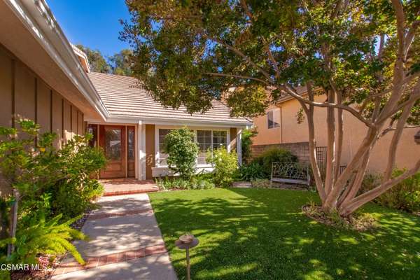 376 Medea Creek Lane, Oak Park, CA 91377