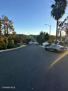 Sunland, CA 91040,Langmuir Ave