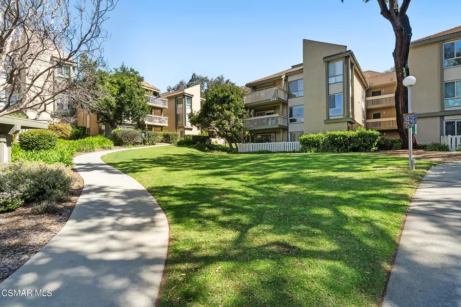 254 Sequoia Court #27, Thousand Oaks, CA 91360