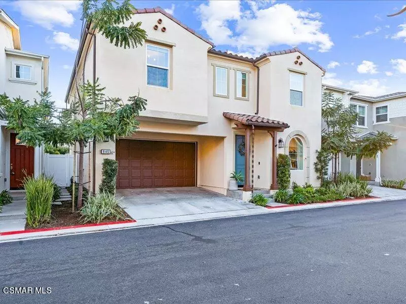 945 Brilliance Lane, Costa Mesa, CA 92626