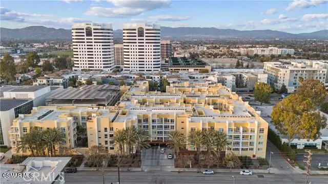 21301 Erwin Street #524, Woodland Hills, CA 91367