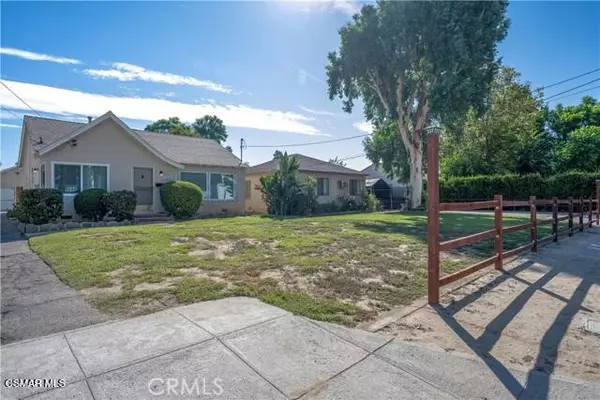 Canoga Park, CA 91303,7538 Vassar Avenue