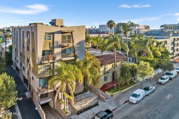 2864 Sunset Place #406, Los Angeles, CA 90005