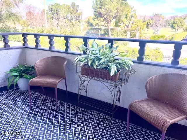 Westlake Village, CA 91361,31501 Lindero Canyon Road #3