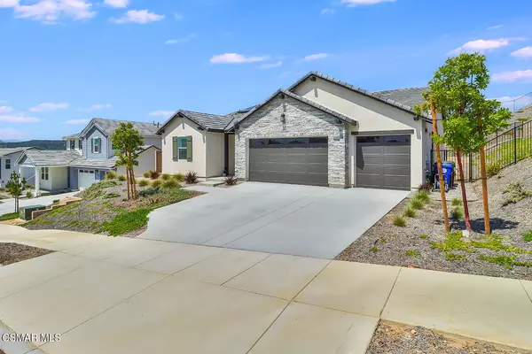 Castaic, CA 91384,28826 Saddle Circle