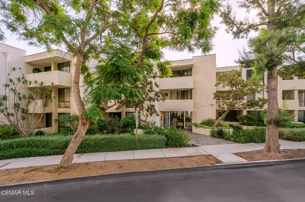 West Hollywood, CA 90069,8400 De Longpre Avenue #313