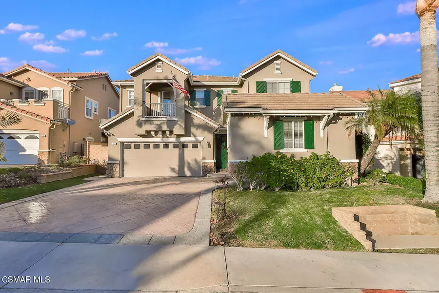 35 Knollwood Circle, Simi Valley, CA 93065