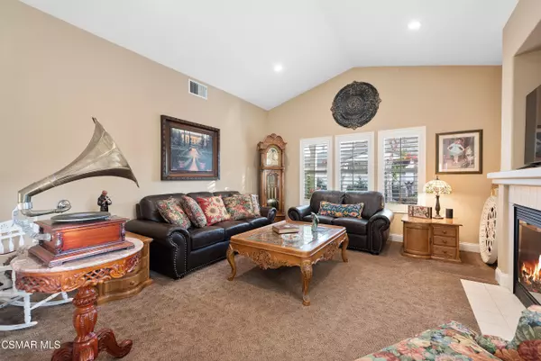 Simi Valley, CA 93063,2061 Laurelwood Avenue