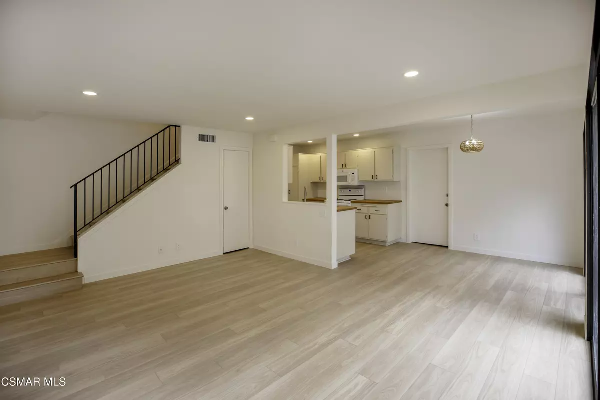 Westlake Village, CA 91361,1284 Landsburn Circle #C