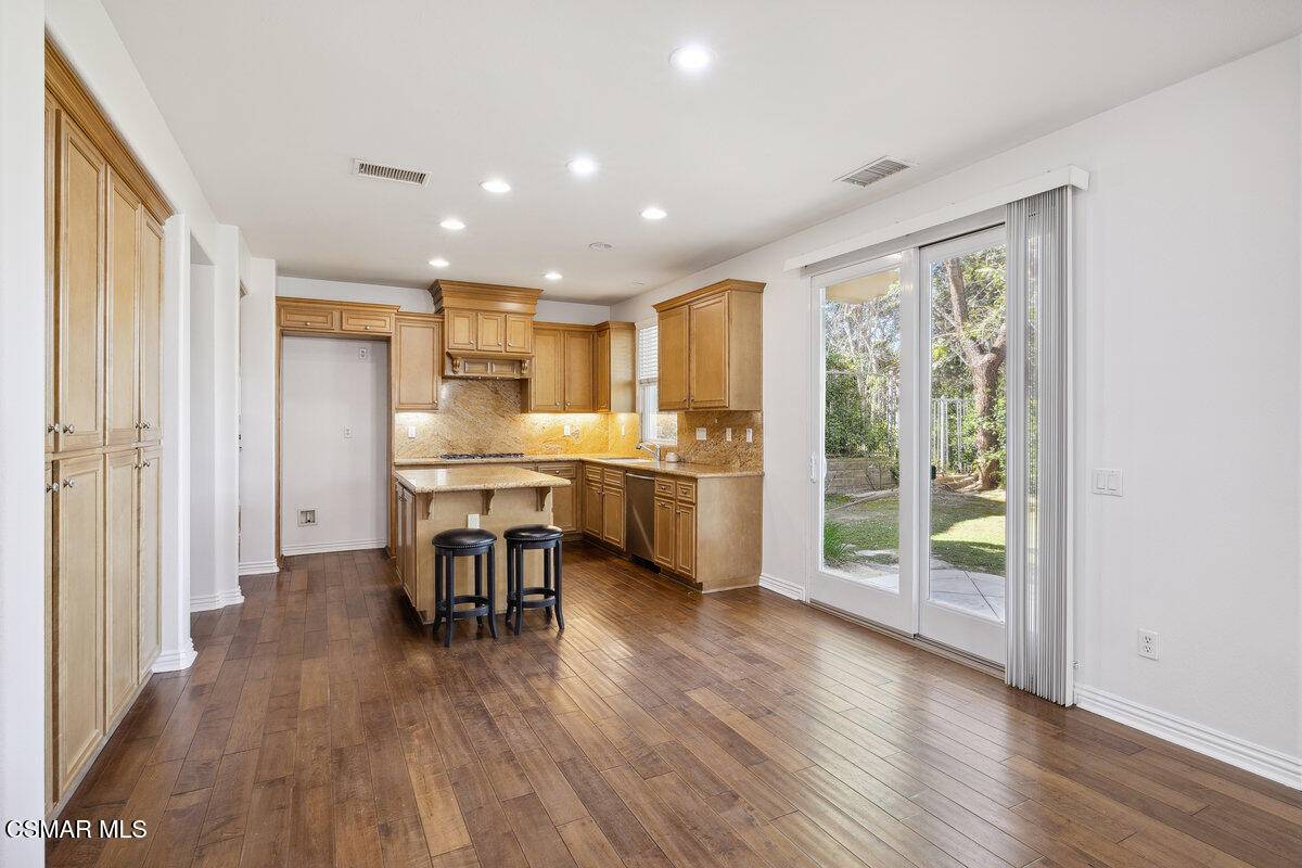 Calabasas, CA 91302,4659 Cielo Circle
