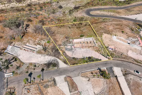 22 Santa Cruz Way, Camarillo, CA 93010