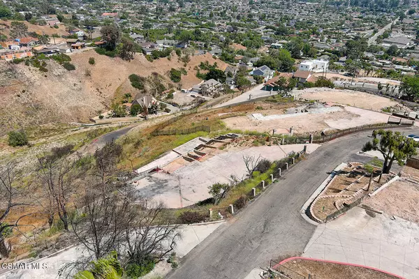 Camarillo, CA 93010,22 Santa Cruz Way