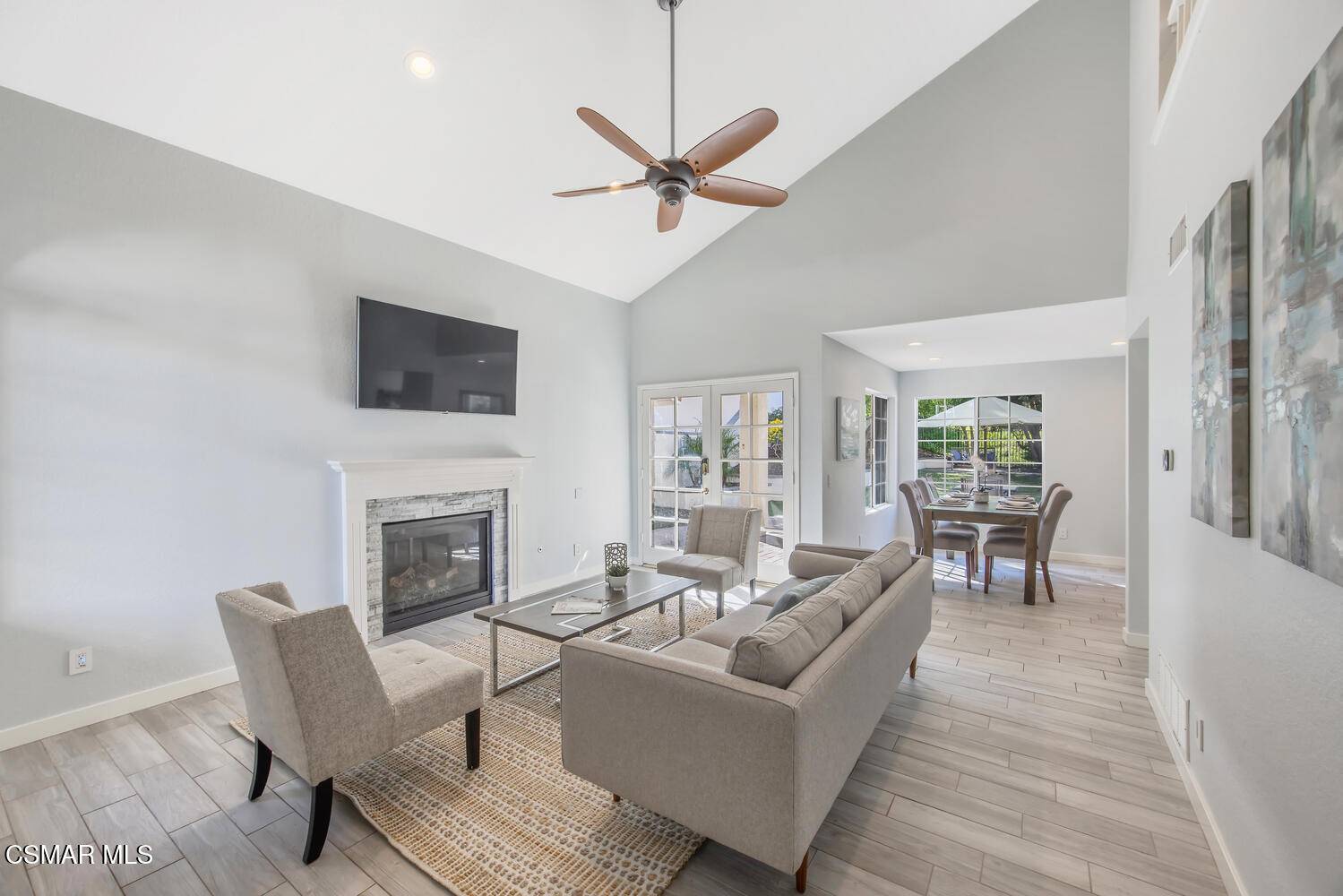 Simi Valley, CA 93065,871 Links View Drive
