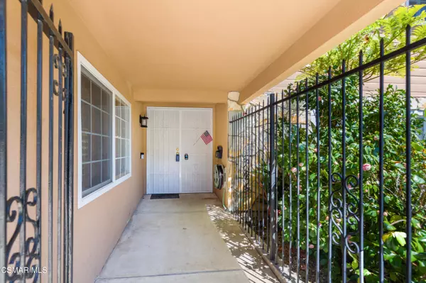 Agoura Hills, CA 91301,29451 Trailway Lane