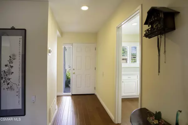 Thousand Oaks, CA 91360,546 Knollview Lane