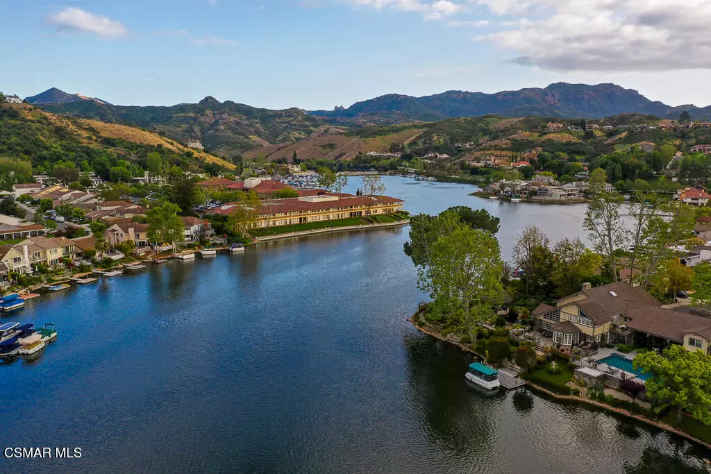 Westlake Village, CA 91361,32109 Beachview Lane