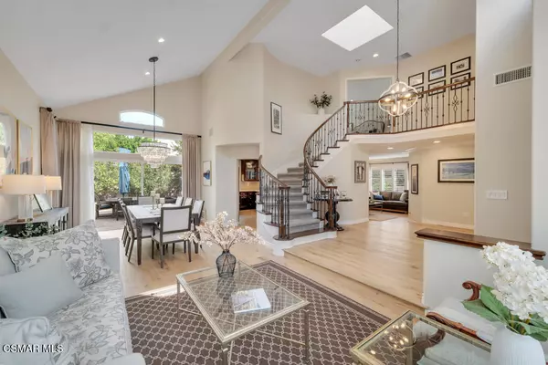 Simi Valley, CA 93065,360 Cliffhollow Court