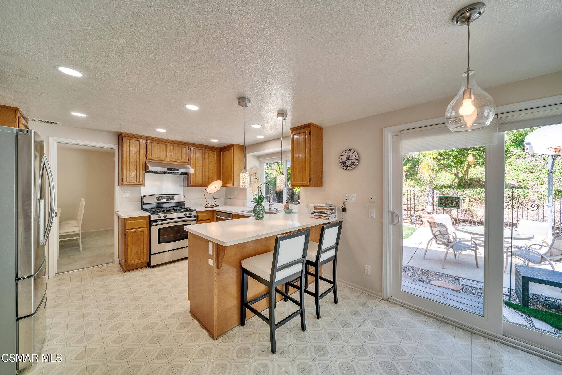 Oak Park, CA 91377,6755 Oak Springs Drive