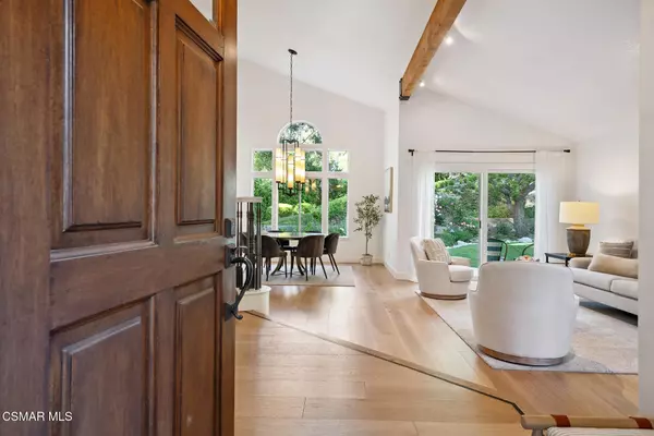 Westlake Village, CA 91361,32485 Fastwater Court