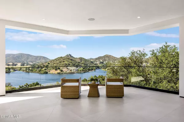 118 Giles Road, Lake Sherwood, CA 91361