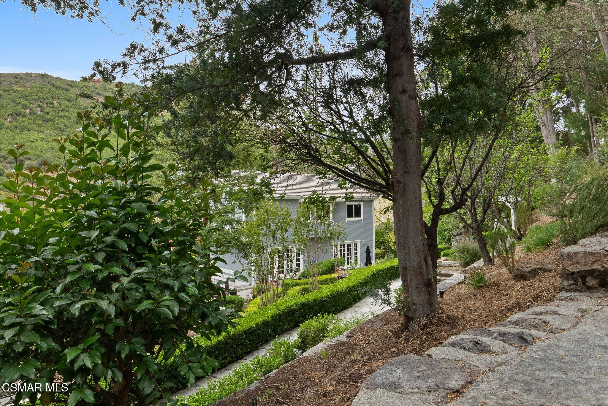 Agoura Hills, CA 91301,1561 Lookout Drive