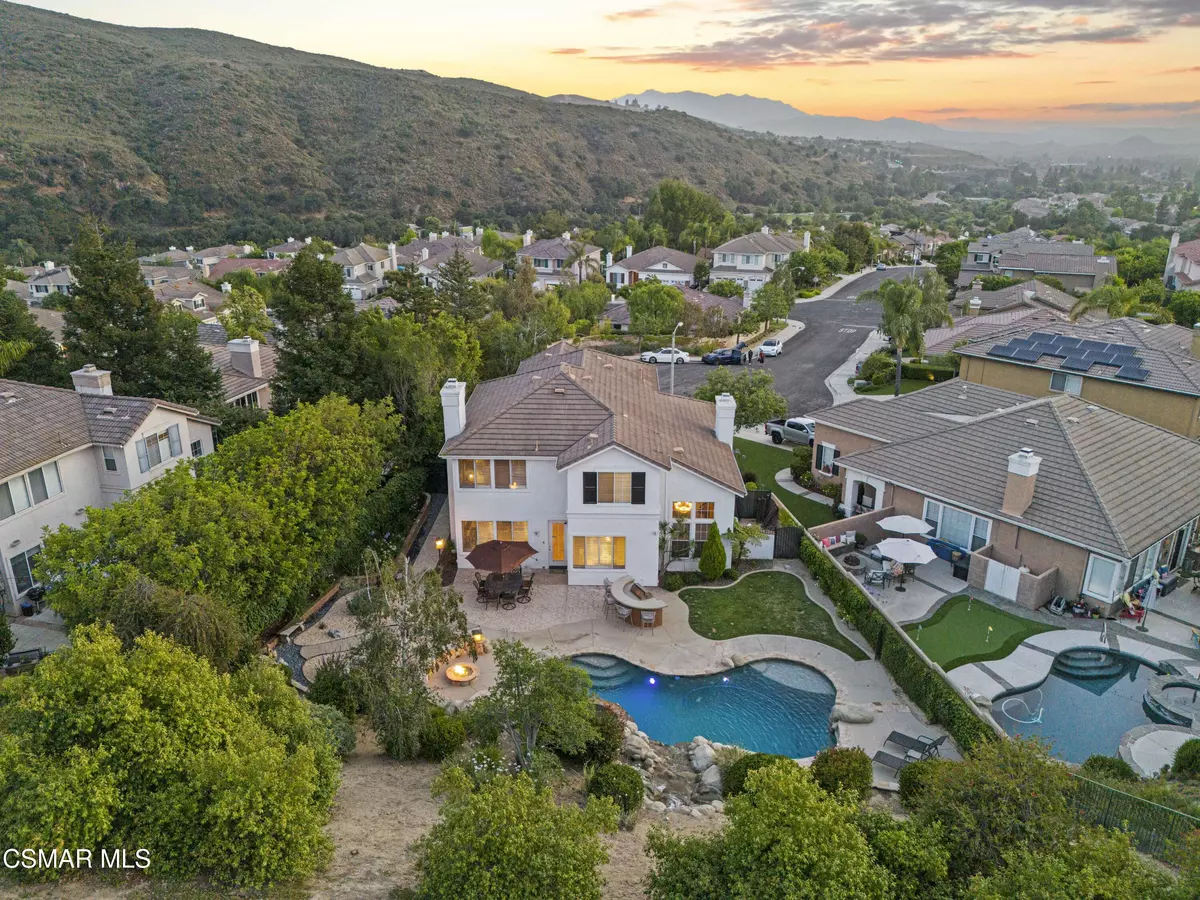 Thousand Oaks, CA 91362,3436 Crossland Street