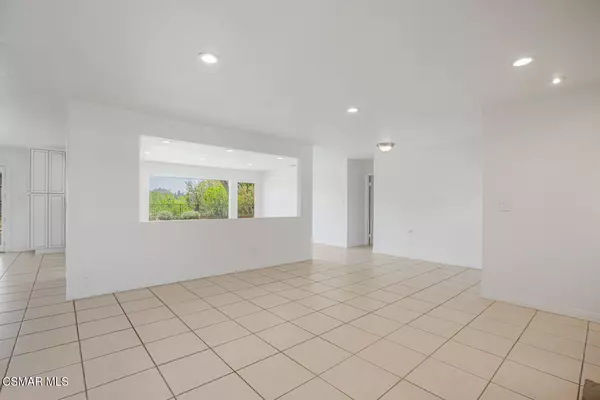 Thousand Oaks, CA 91360,86 Teasdale Street