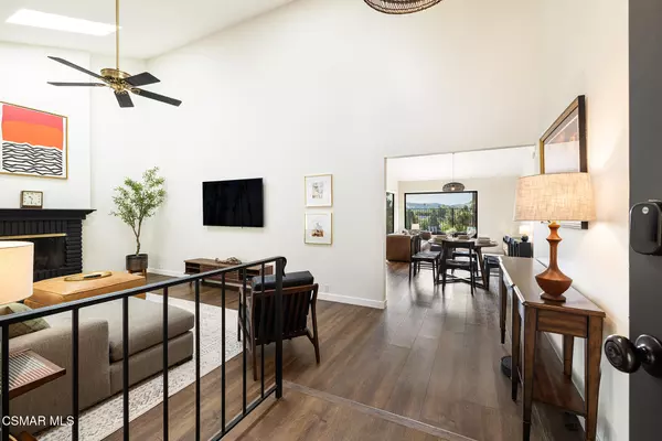 Thousand Oaks, CA 91362,1932 Summer Cloud Drive